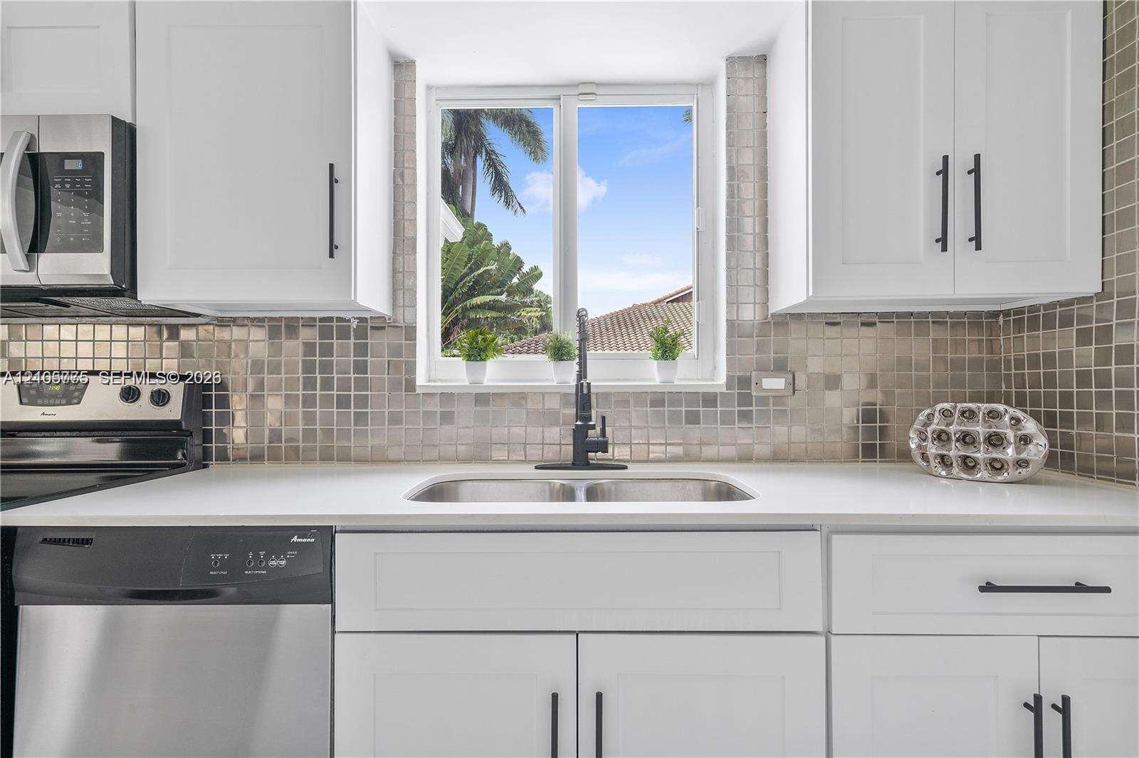 21230 24th Ct, Miami, FL 33180 - For Sale photo 14