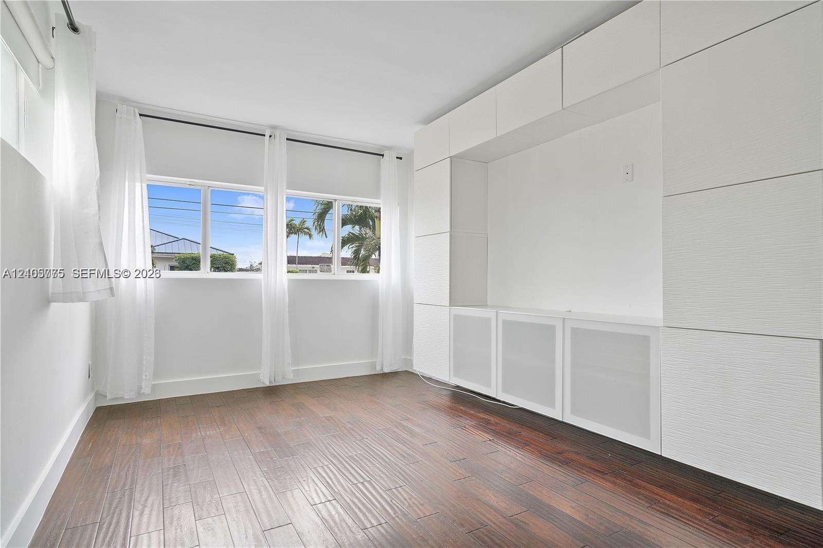 21230 24th Ct, Miami, FL 33180 - For Sale photo 22