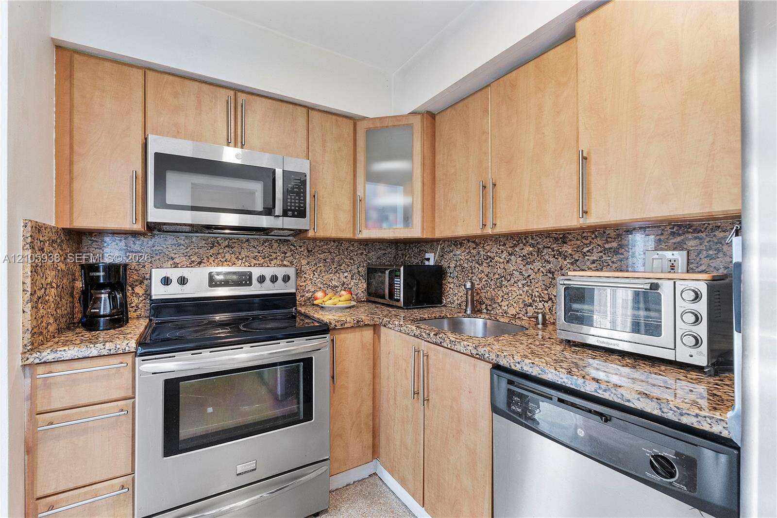 8310 10th St, Pembroke Pines, FL 33024 - For Sale photo 13