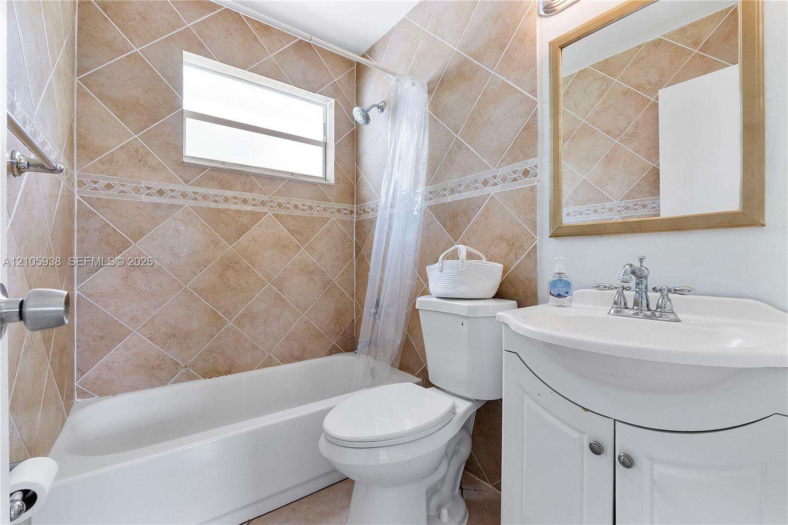 8310 10th St, Pembroke Pines, FL 33024 - For Sale photo 18