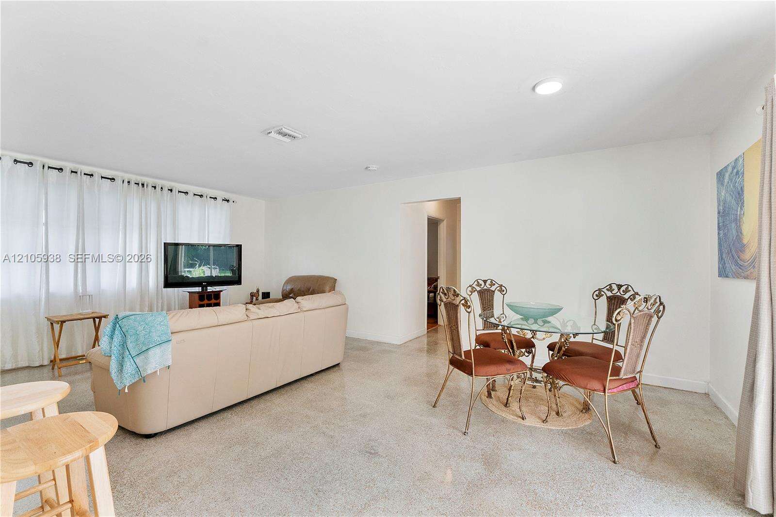 8310 10th St, Pembroke Pines, FL 33024 - For Sale photo 9