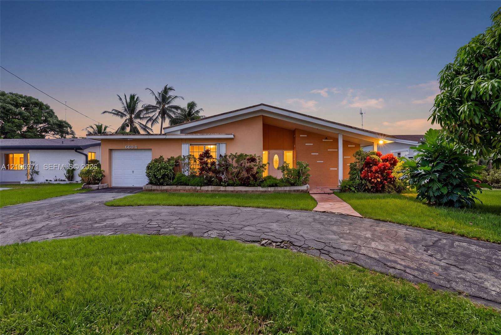 6604 Coconut Dr, Miramar, FL 33023 - For Sale photo 1
