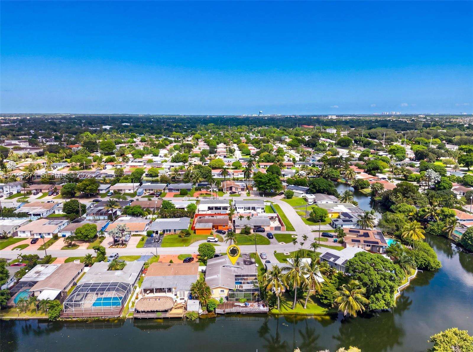 6604 Coconut Dr, Miramar, FL 33023 - For Sale photo 8