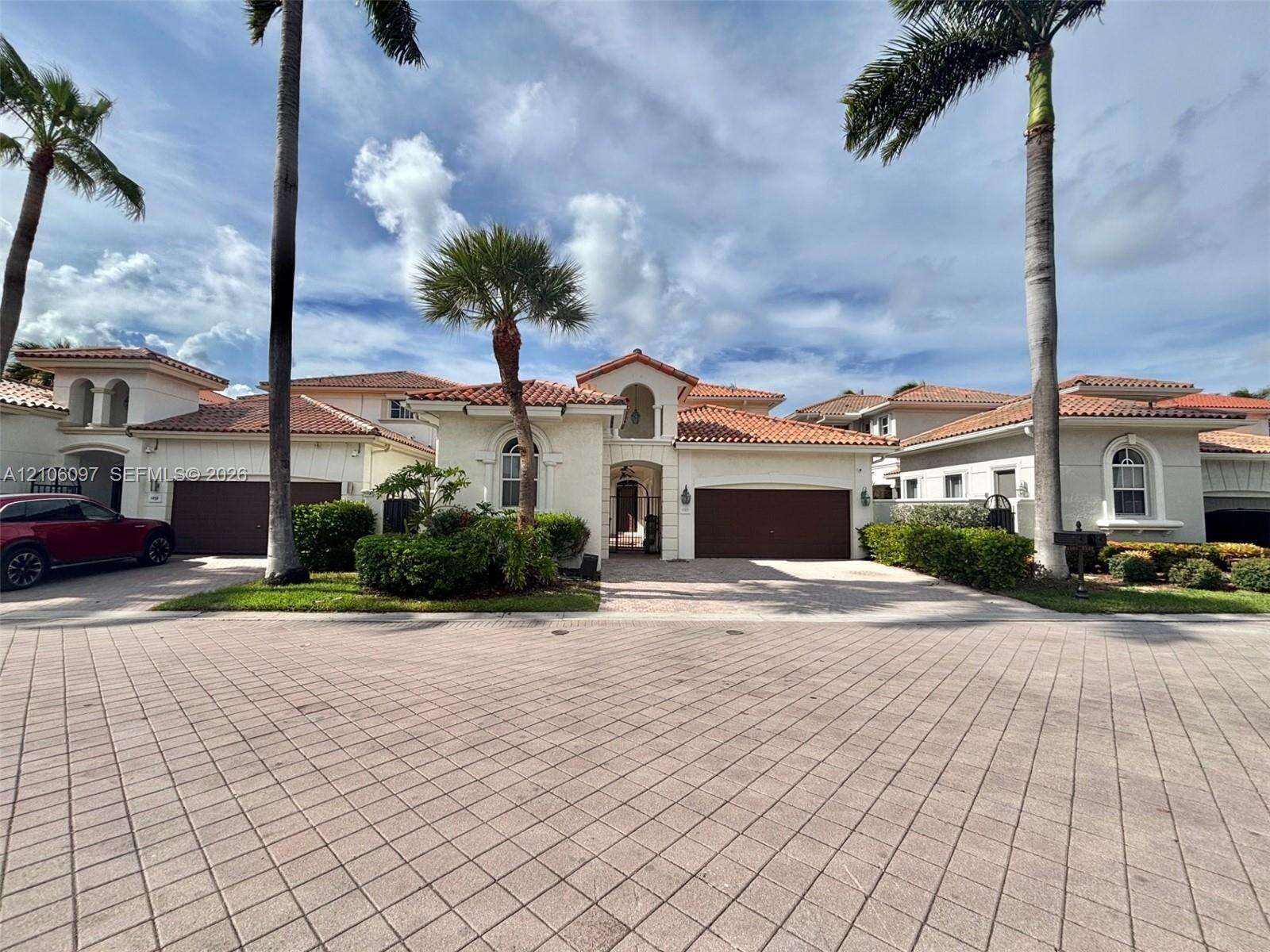 1141 Waterside Ln, Hollywood, FL 33019 - For Sale photo 6