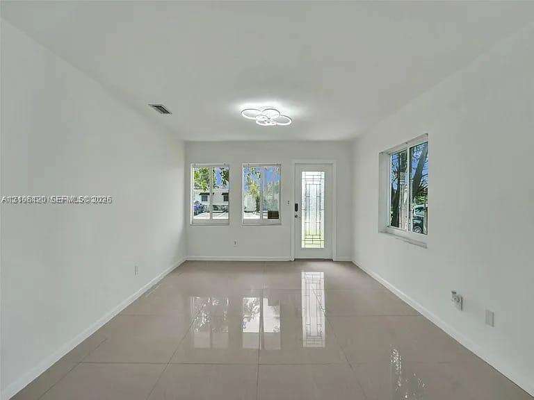 1607 Moffett St, Hollywood, FL 33020 - For Sale photo 4