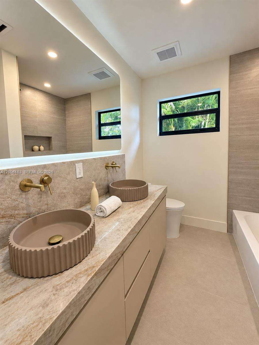 2061 54th St, Fort Lauderdale, FL 33308 - For Sale photo 13