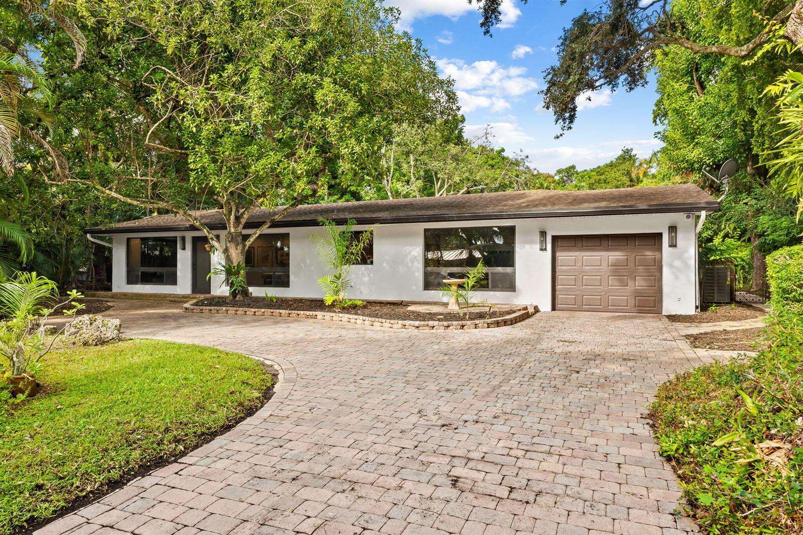 2643 30th, Fort Lauderdale, FL 33312 - For Sale photo 2