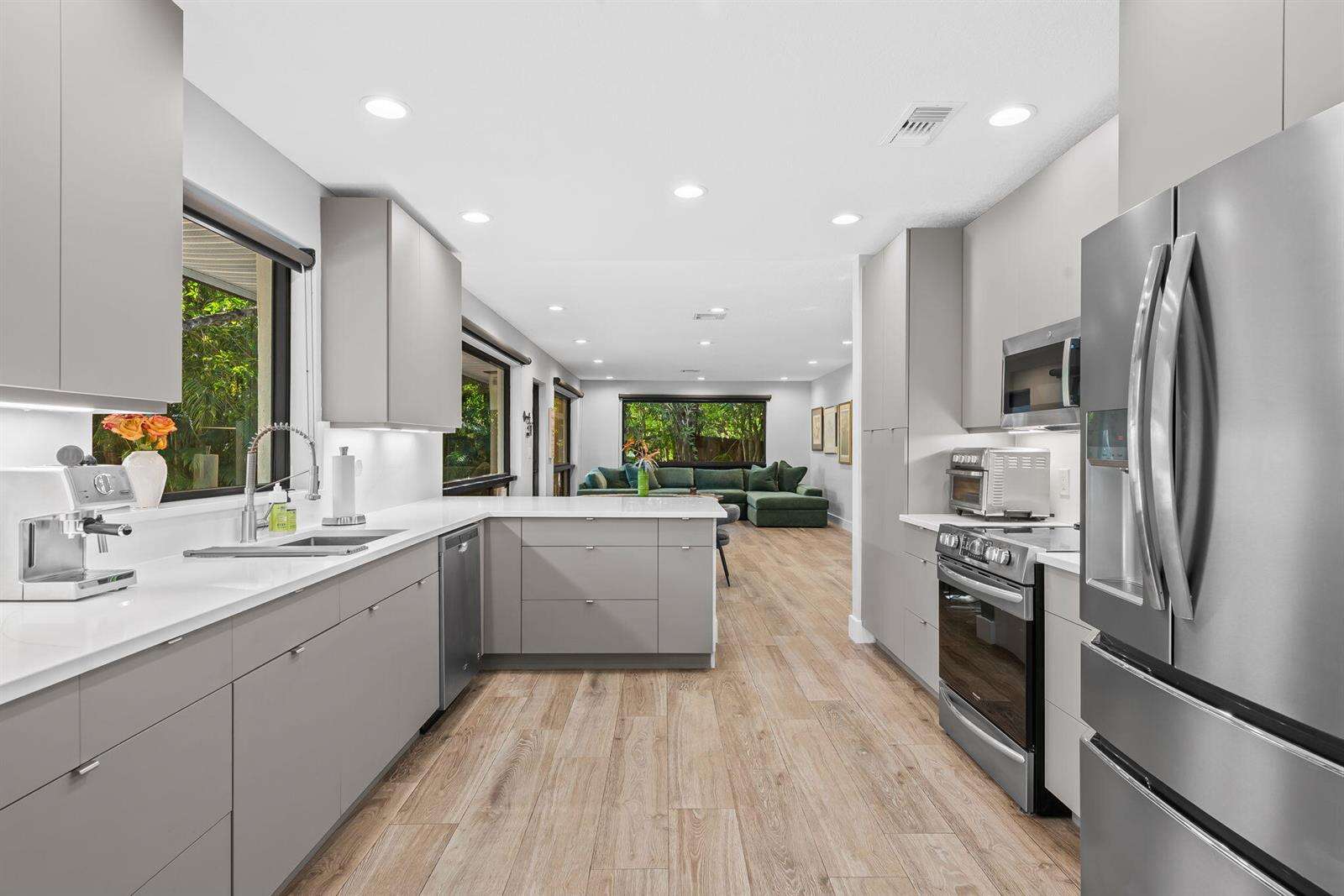 2643 30th, Fort Lauderdale, FL 33312 - For Sale photo 9