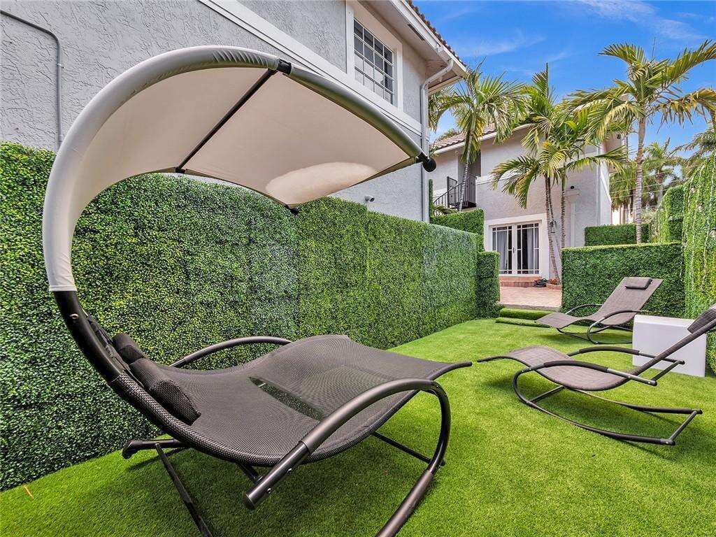 851 11th, Hollywood, FL 33019 - For Sale photo 14