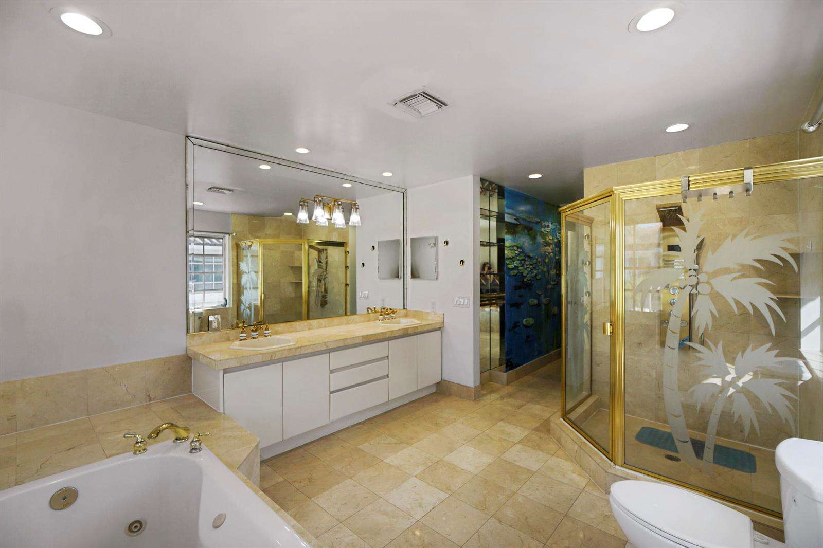 851 11th, Hollywood, FL 33019 - For Sale photo 22