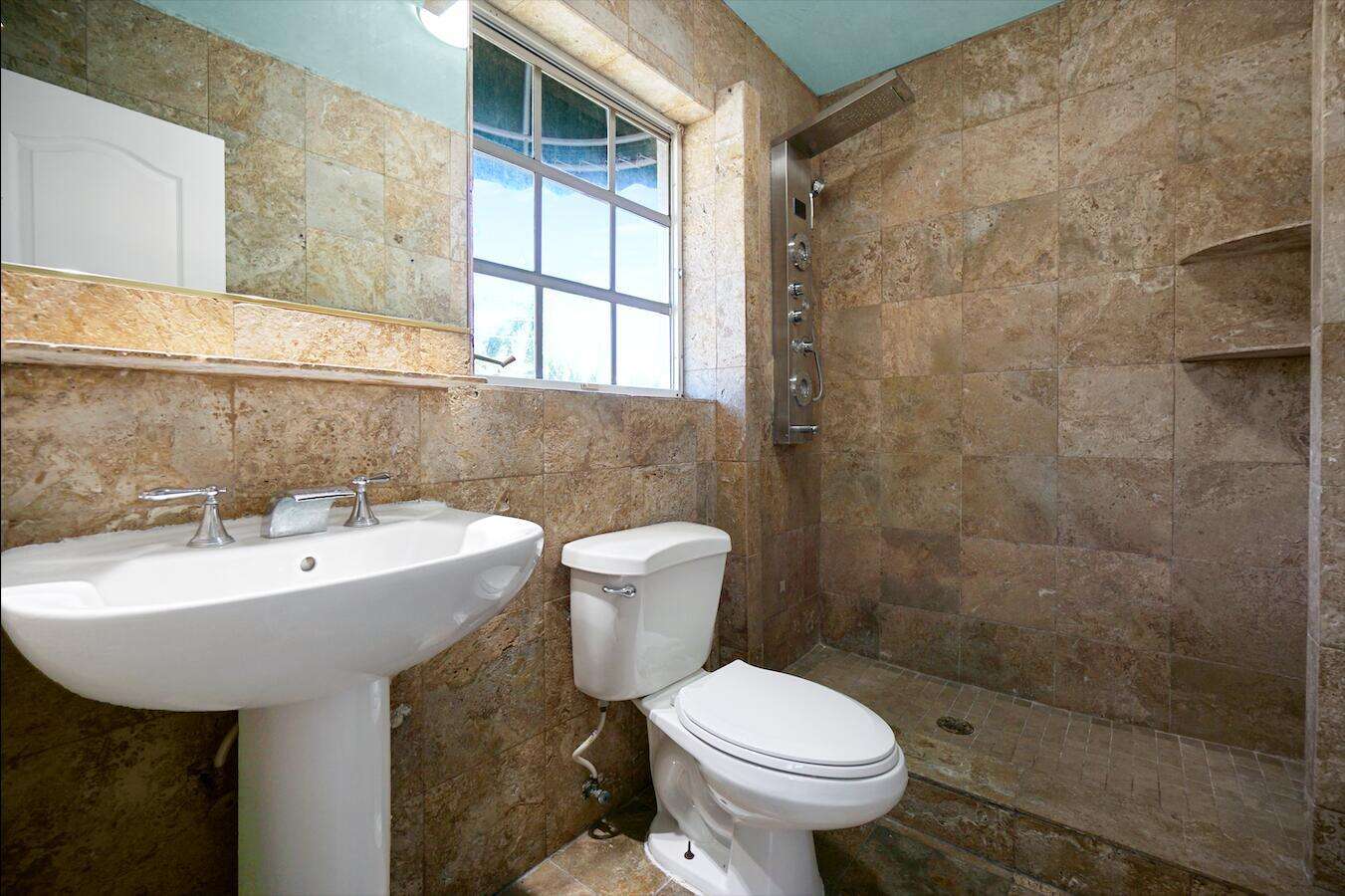 851 11th, Hollywood, FL 33019 - For Sale photo 27