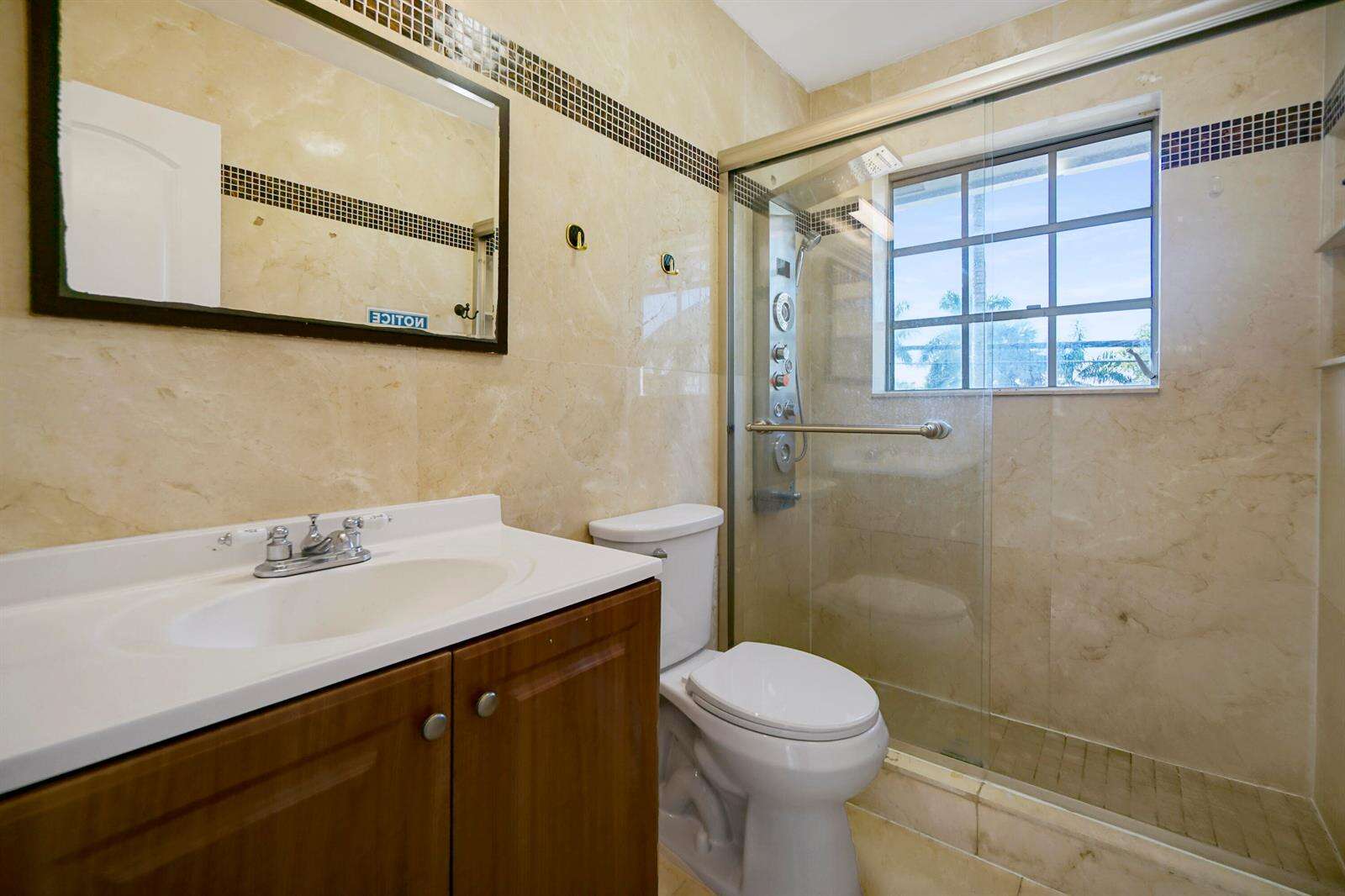 851 11th, Hollywood, FL 33019 - For Sale photo 36