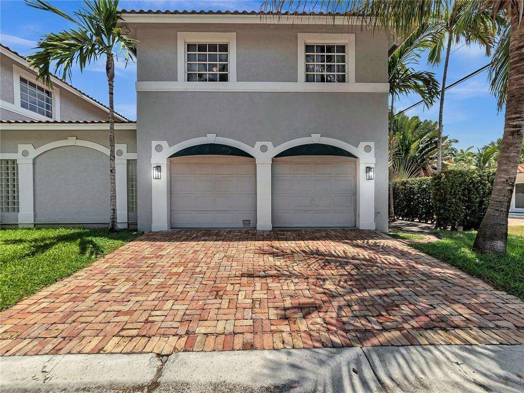 851 11th, Hollywood, FL 33019 - For Sale photo 39