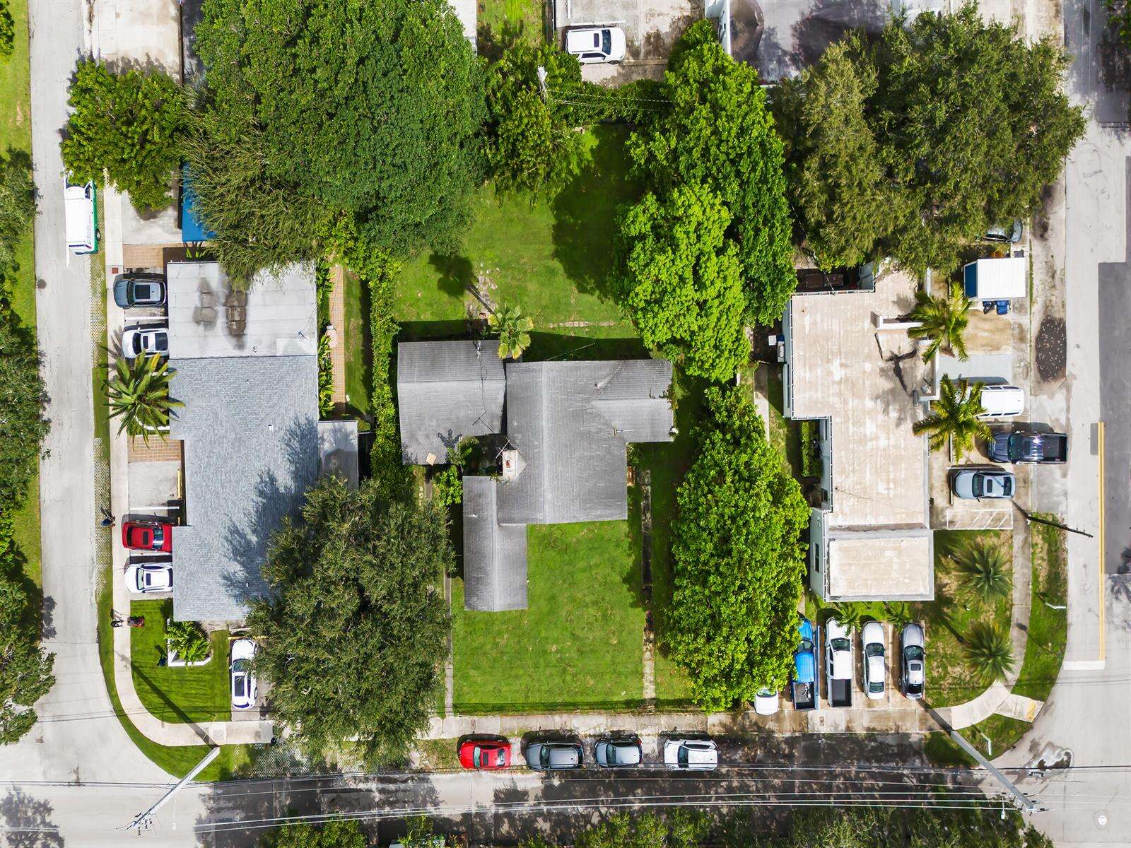 111 14th, Fort Lauderdale, FL 33316 - For Sale photo 4