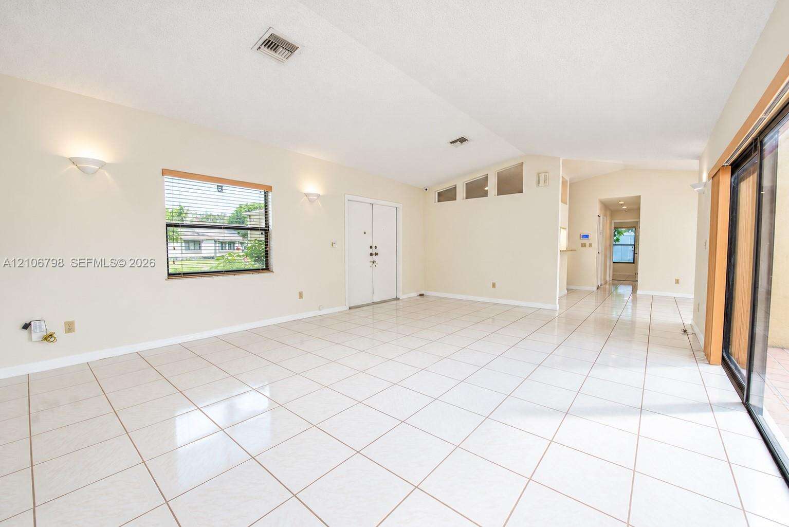 14750 156th St, Miami, FL 33187 - For Sale photo 12
