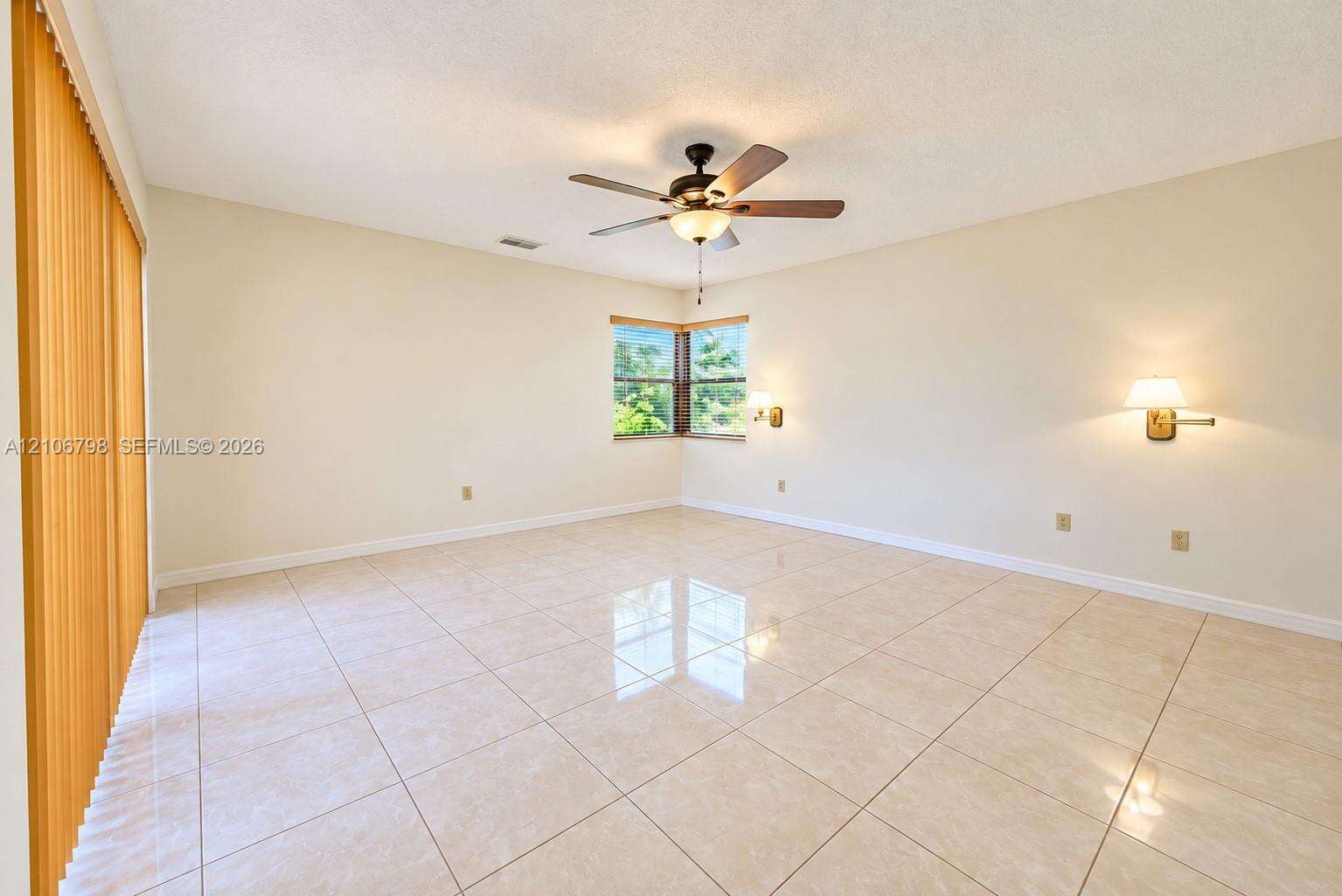 14750 156th St, Miami, FL 33187 - For Sale photo 14