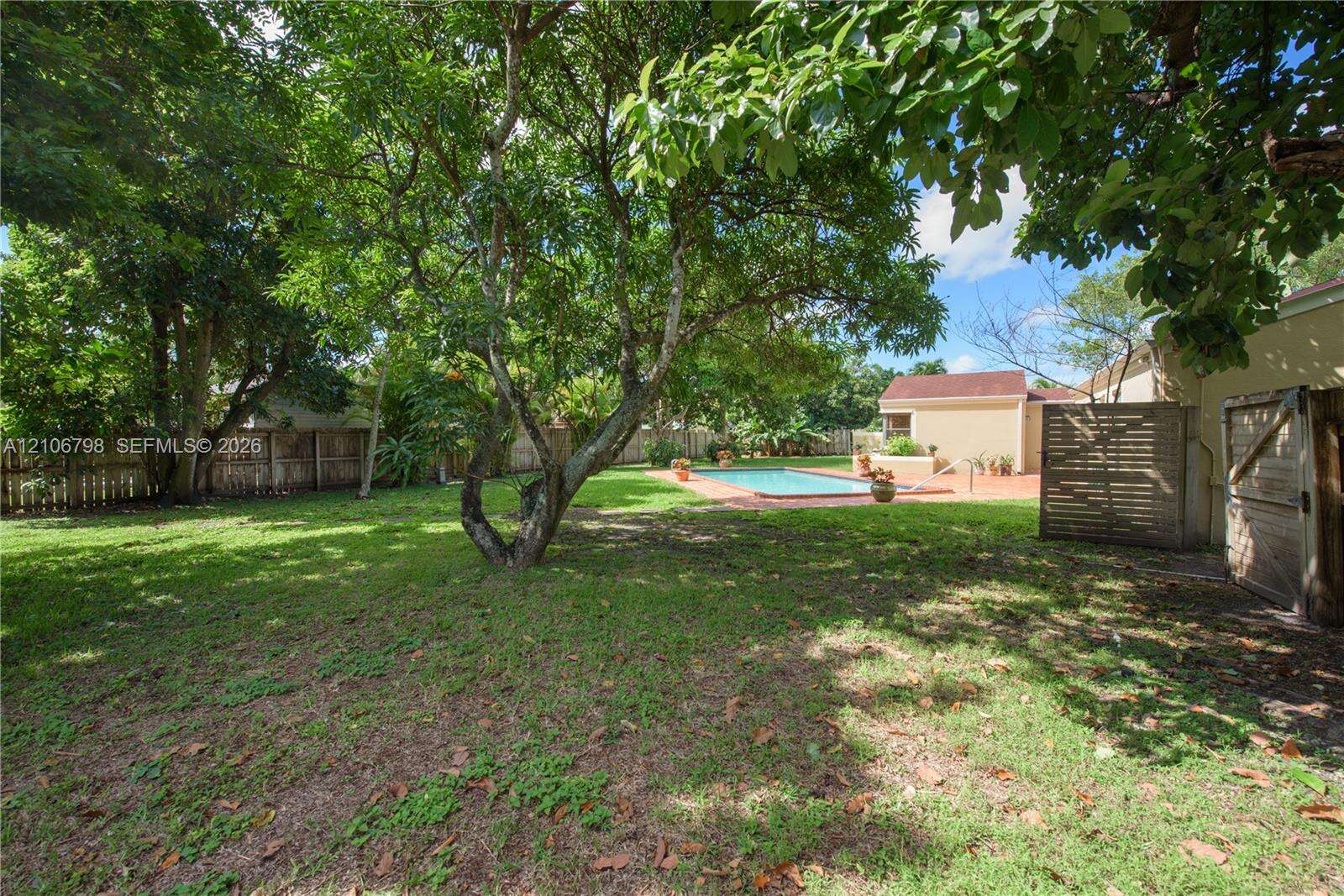 14750 156th St, Miami, FL 33187 - For Sale photo 38