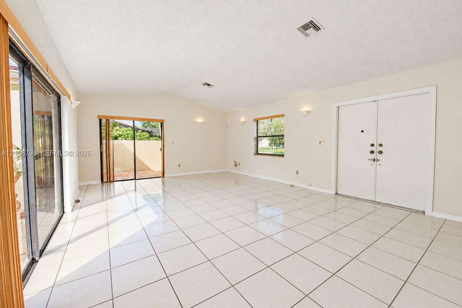 14750 156th St, Miami, FL 33187 - For Sale photo 5