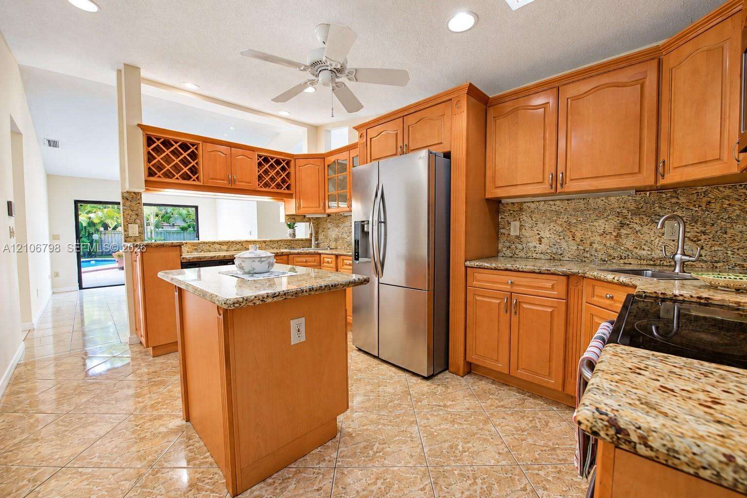 14750 156th St, Miami, FL 33187 - For Sale photo 6