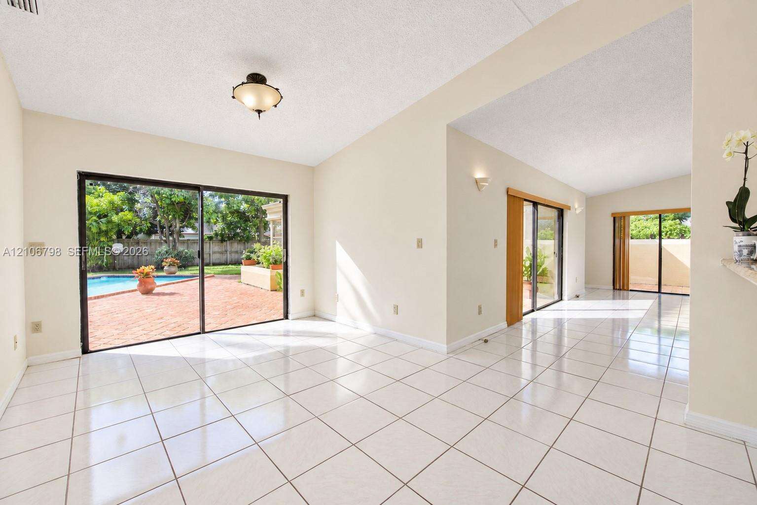 14750 156th St, Miami, FL 33187 - For Sale photo 9