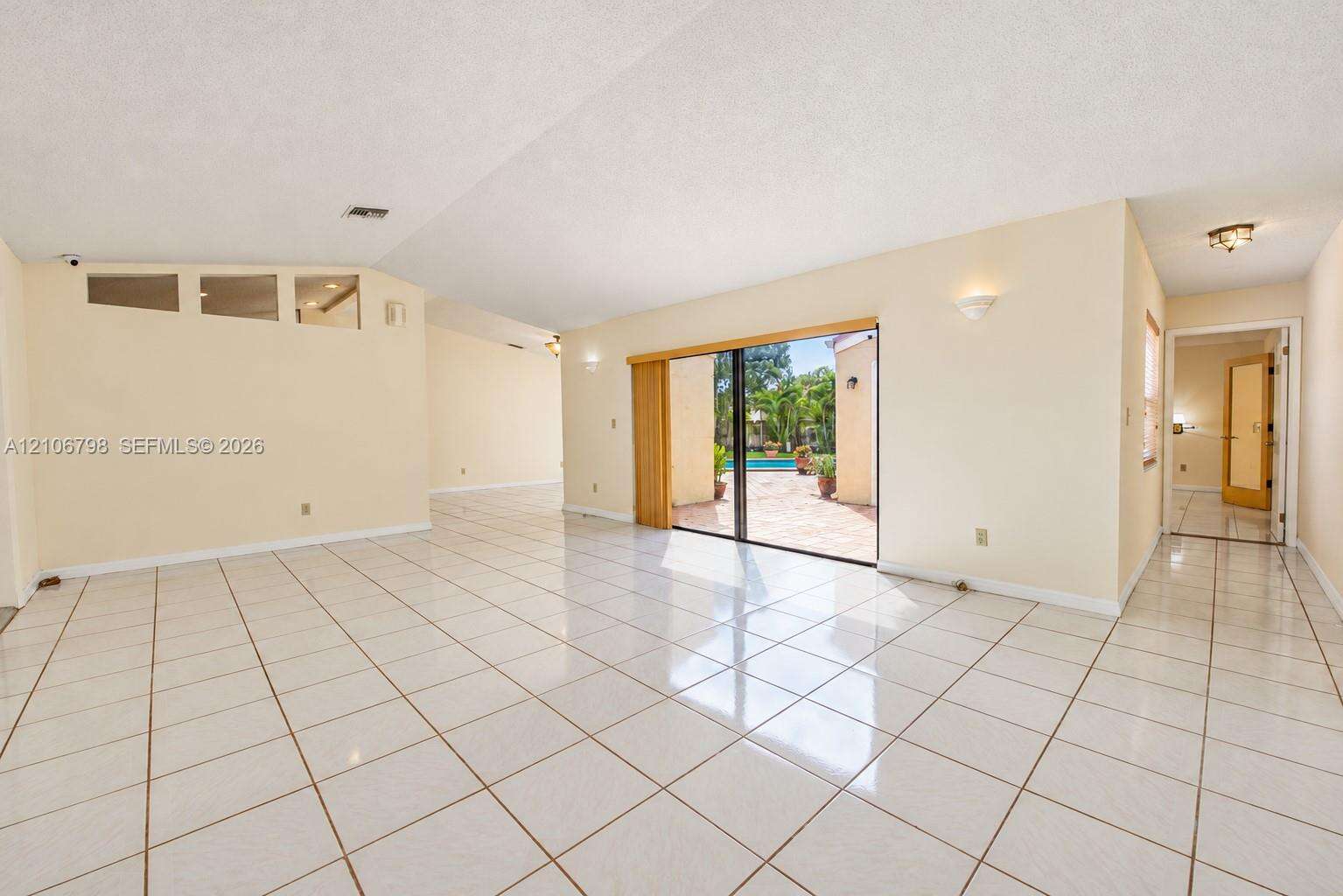 14750 156th St, Miami, FL 33187 - For Sale photo 10