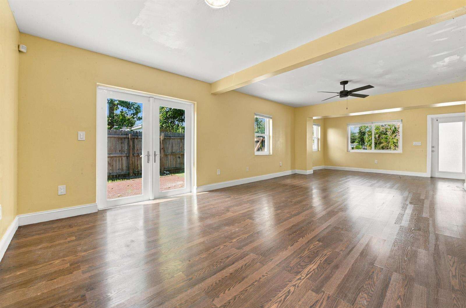 6824 5th, Pembroke Pines, FL 33023 - For Sale photo 11