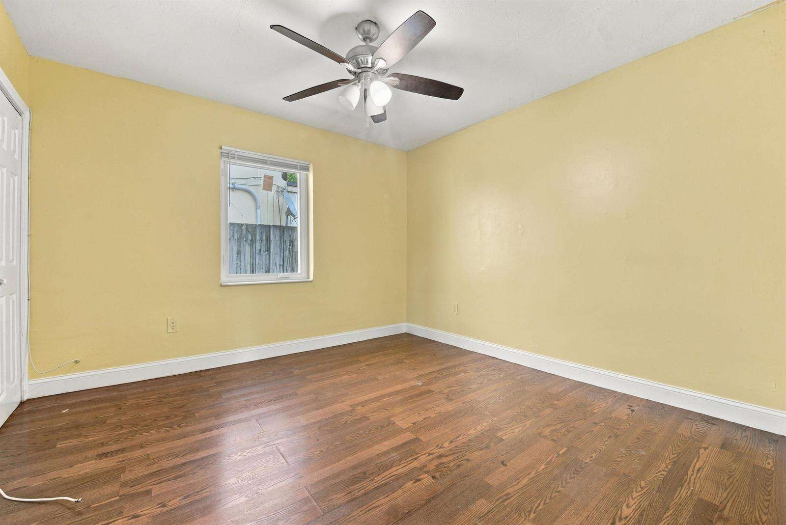 6824 5th, Pembroke Pines, FL 33023 - For Sale photo 18