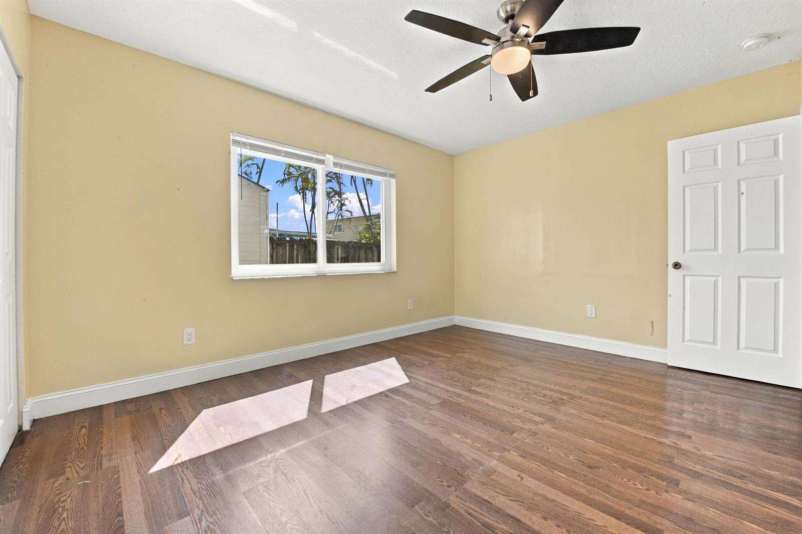 6824 5th, Pembroke Pines, FL 33023 - For Sale photo 26