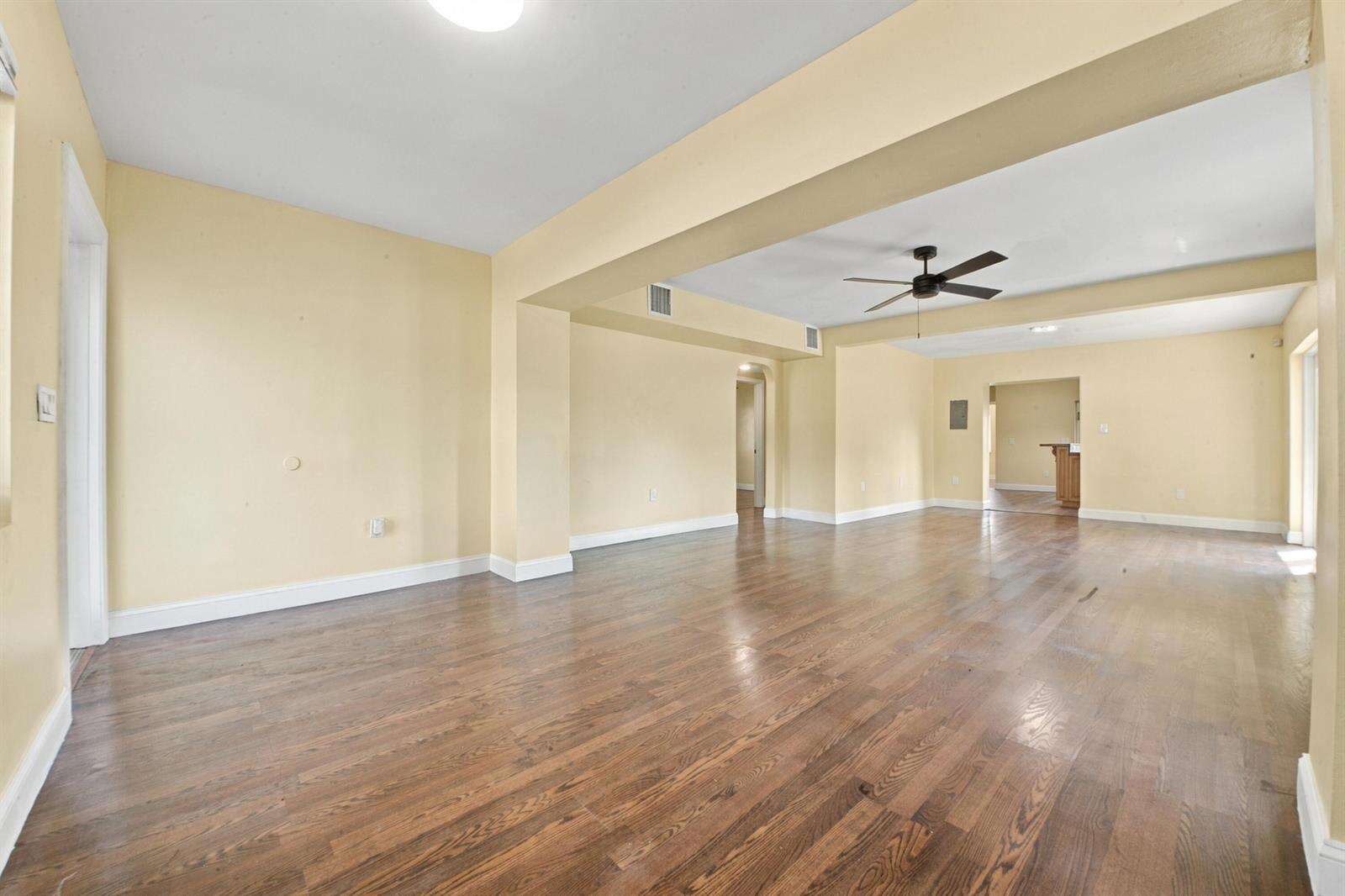 6824 5th, Pembroke Pines, FL 33023 - For Sale photo 8