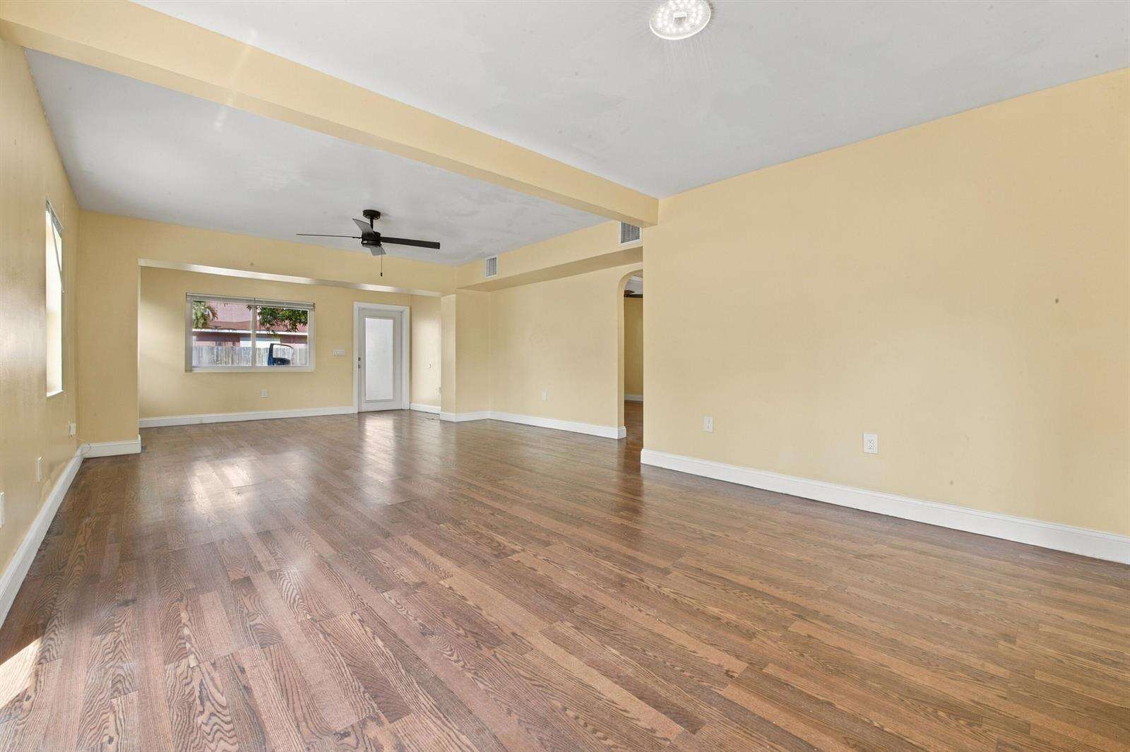 6824 5th, Pembroke Pines, FL 33023 - For Sale photo 10