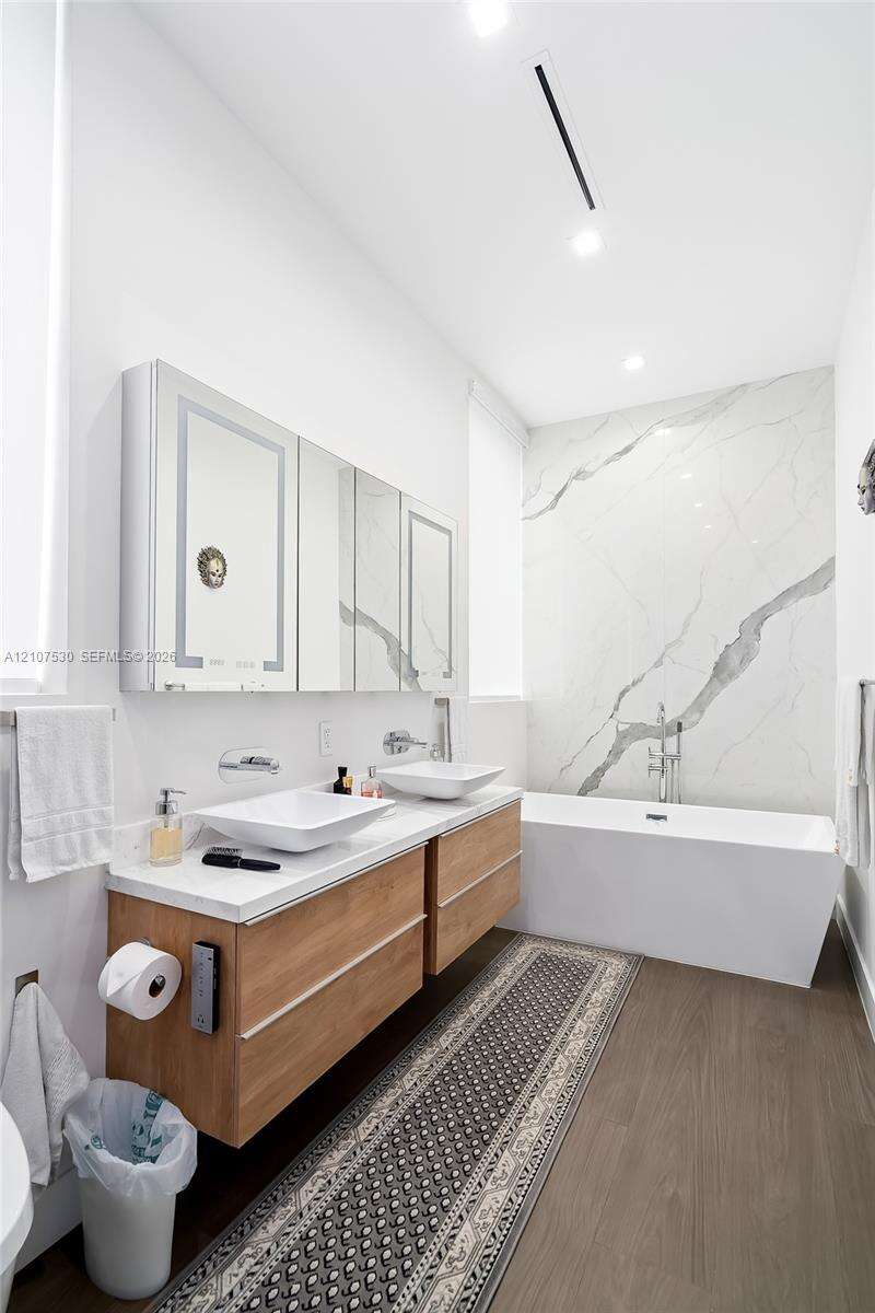 311 189th St, Sunny Isles Beach, FL 33160 - For Sale photo 52