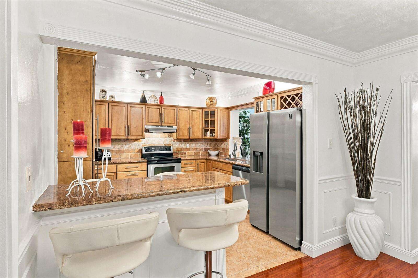 8670 19th, Pembroke Pines, FL 33024 - For Sale photo 14