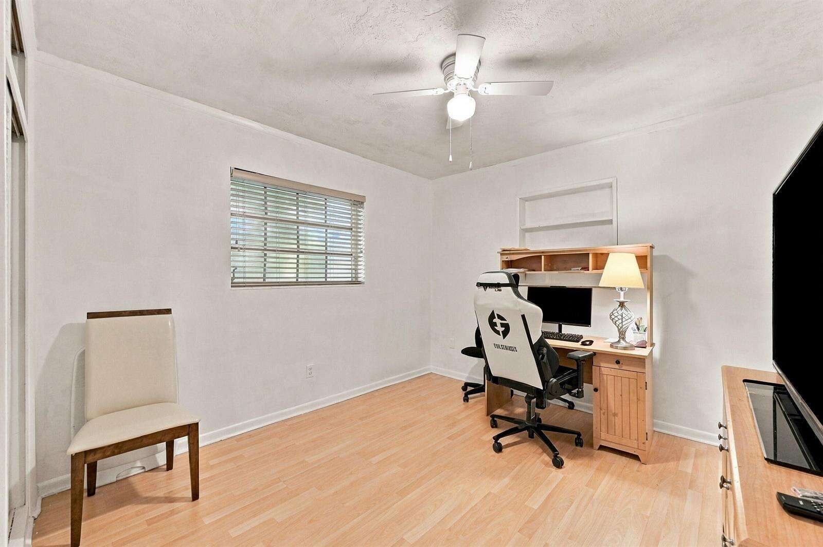 8670 19th, Pembroke Pines, FL 33024 - For Sale photo 27