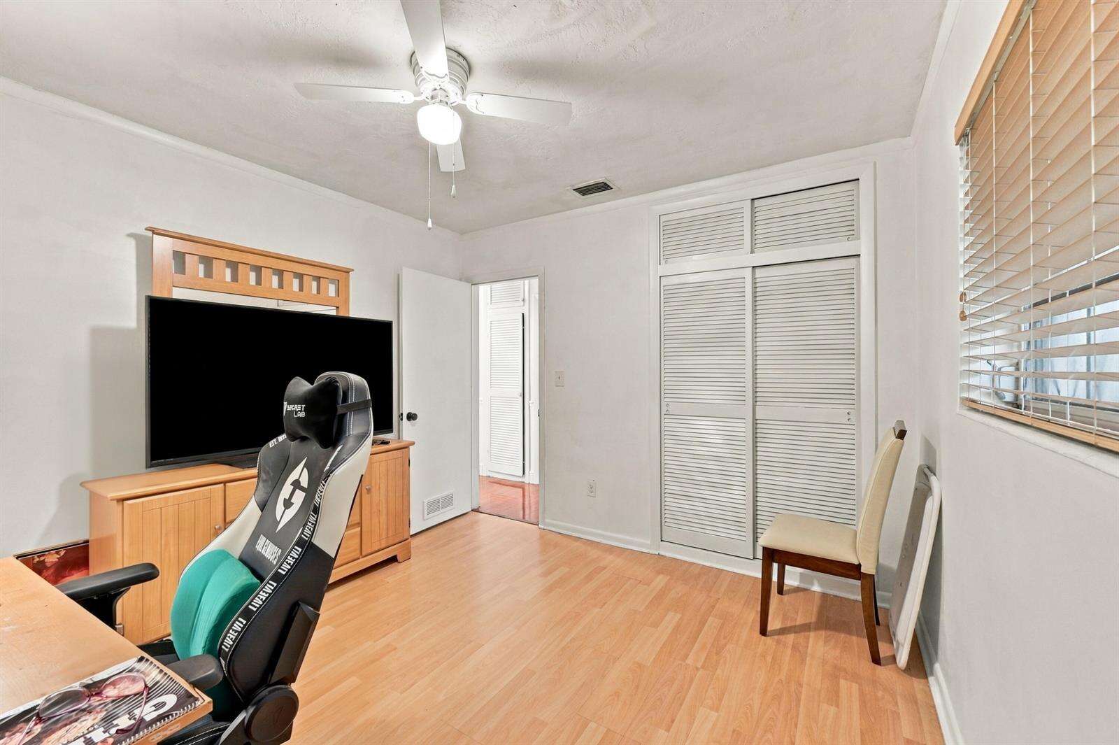 8670 19th, Pembroke Pines, FL 33024 - For Sale photo 28