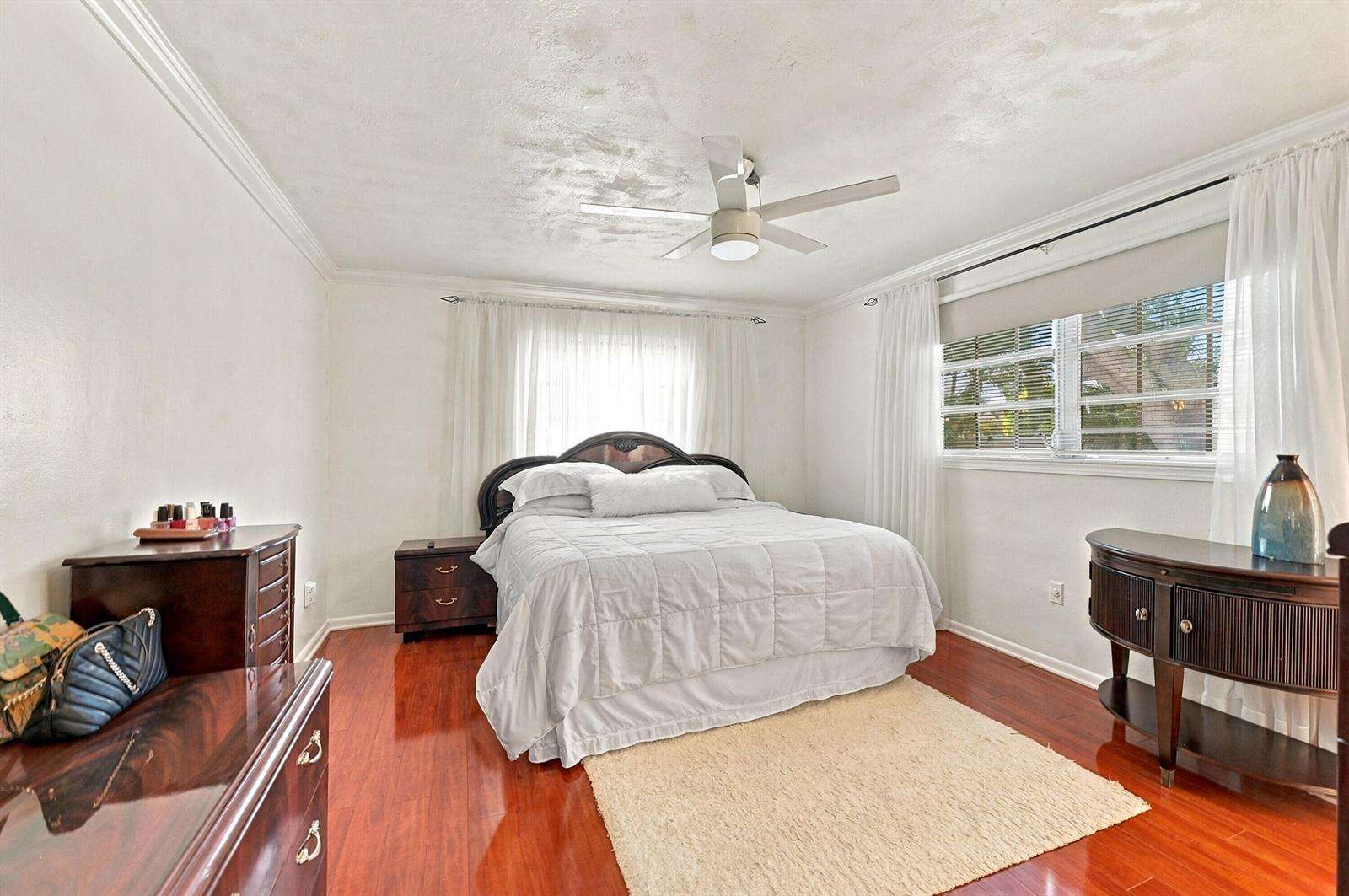 8670 19th, Pembroke Pines, FL 33024 - For Sale photo 29