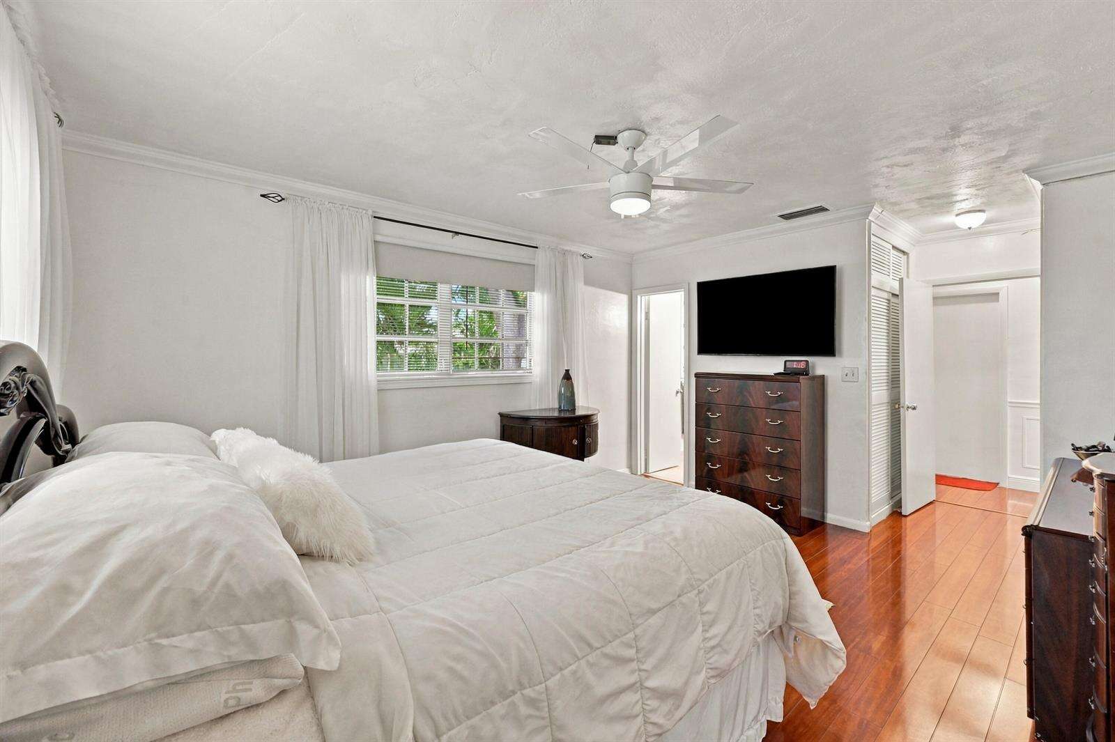 8670 19th, Pembroke Pines, FL 33024 - For Sale photo 30