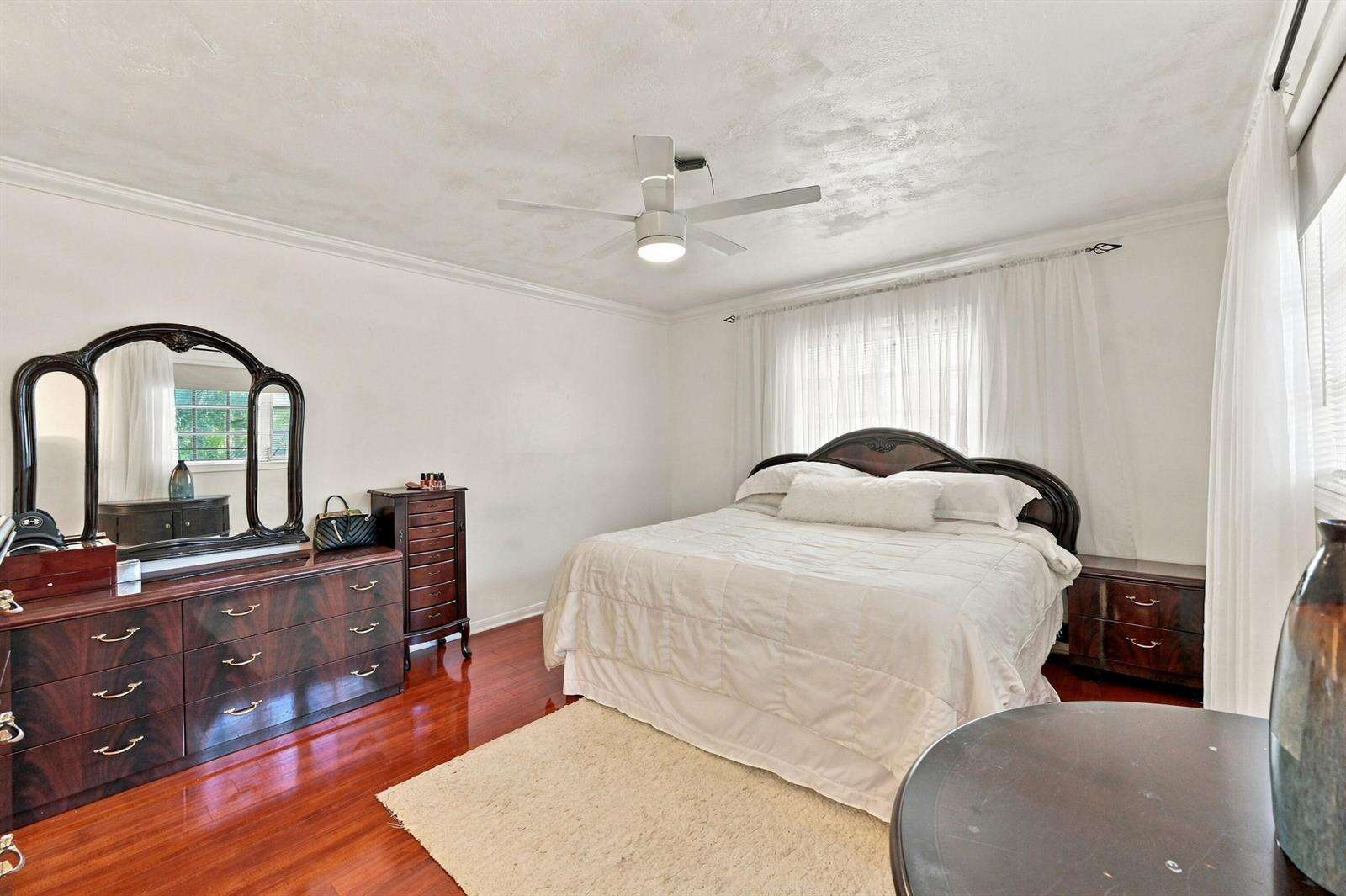 8670 19th, Pembroke Pines, FL 33024 - For Sale photo 32