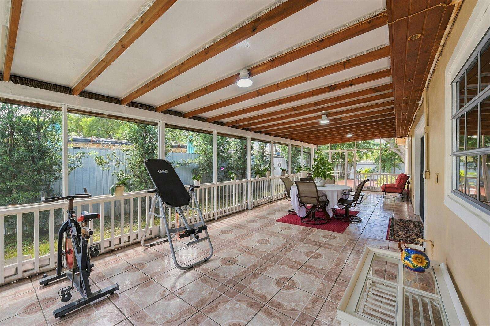 8670 19th, Pembroke Pines, FL 33024 - For Sale photo 39