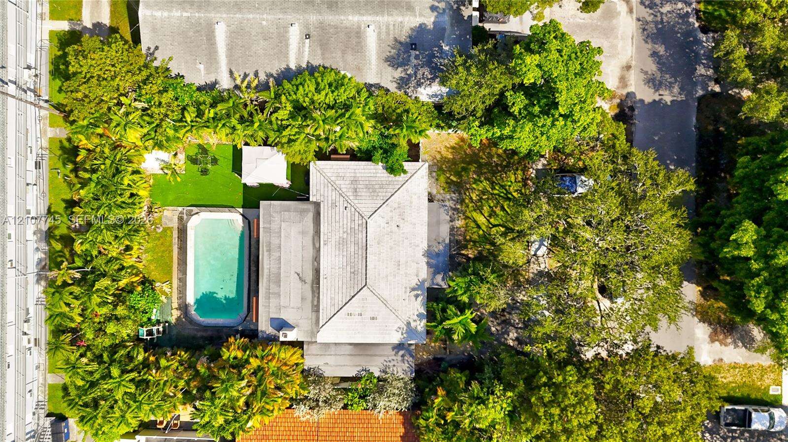 901 8th St, Hallandale Beach, FL 33009 - For Sale photo 2