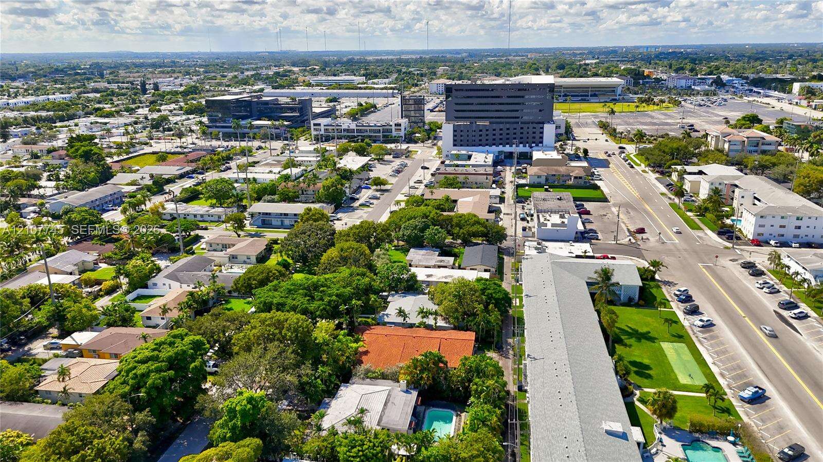 901 8th St, Hallandale Beach, FL 33009 - For Sale photo 12