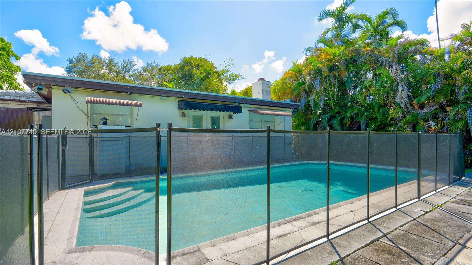 901 8th St, Hallandale Beach, FL 33009 - For Sale photo 24