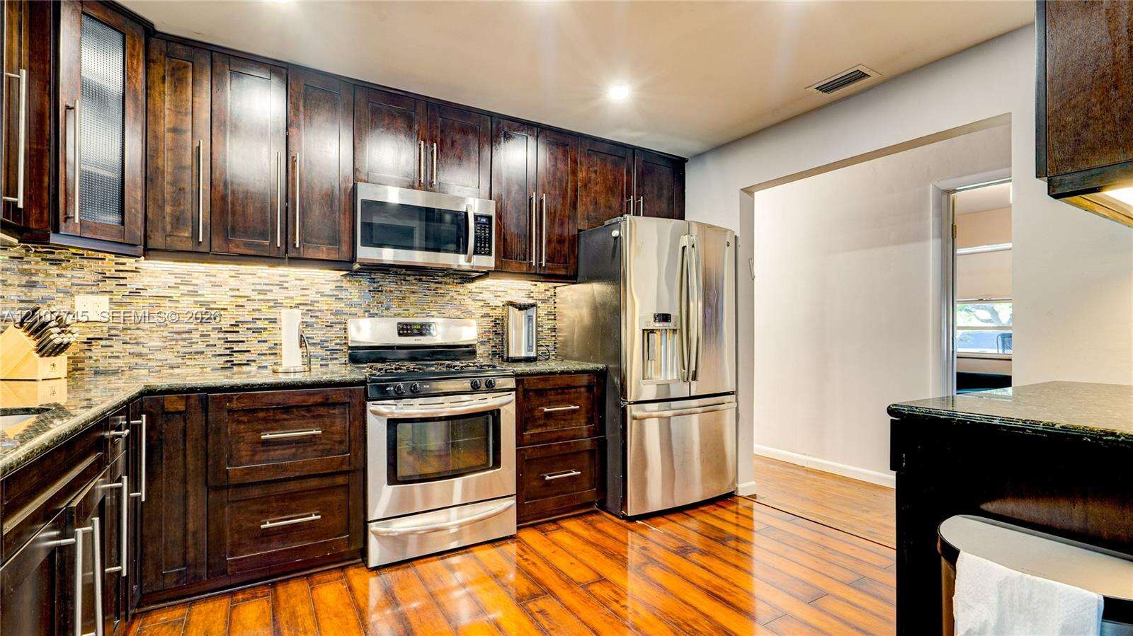 901 8th St, Hallandale Beach, FL 33009 - For Sale photo 39