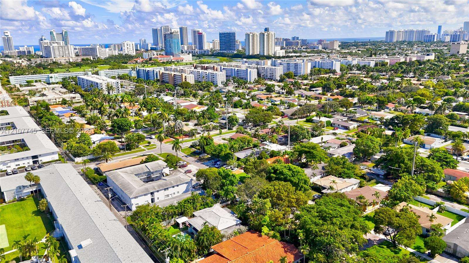 901 8th St, Hallandale Beach, FL 33009 - For Sale photo 8