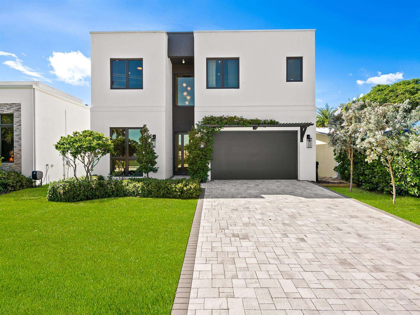 1317 17th, Fort Lauderdale, FL 33304 - For Sale photo 6