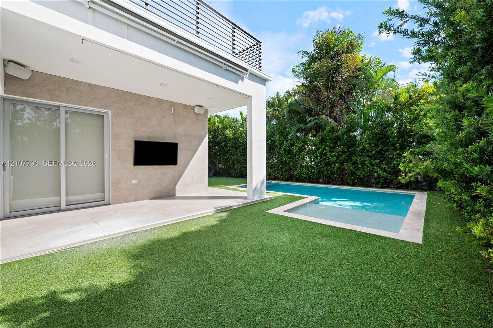 9181 Carlyle Ave, Surfside, FL 33154 - For Sale photo 3