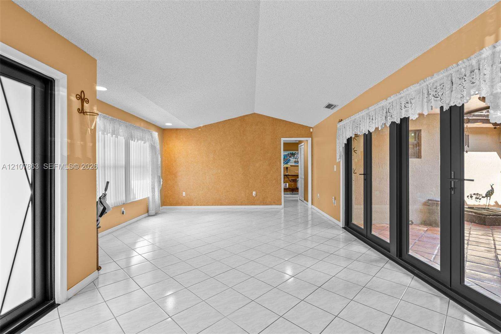 15695 153rd Ave, Miami, FL 33187 - For Sale photo 14