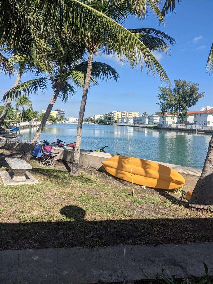 7757 Crespi Blvd, Miami Beach, FL 33141 - For Sale photo 13