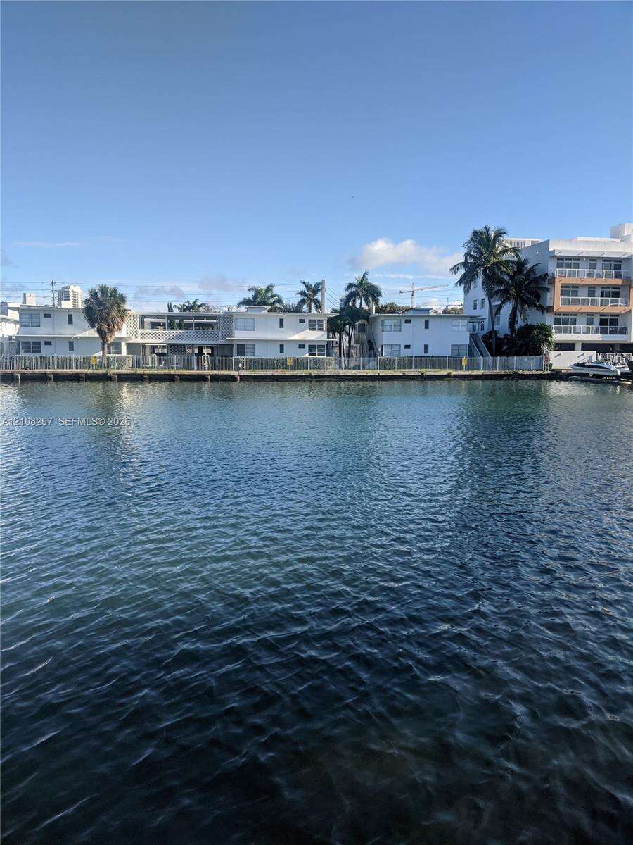 7757 Crespi Blvd, Miami Beach, FL 33141 - For Sale photo 14