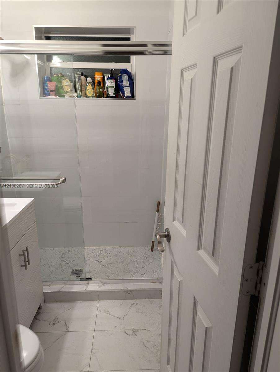 7757 Crespi Blvd, Miami Beach, FL 33141 - For Sale photo 16