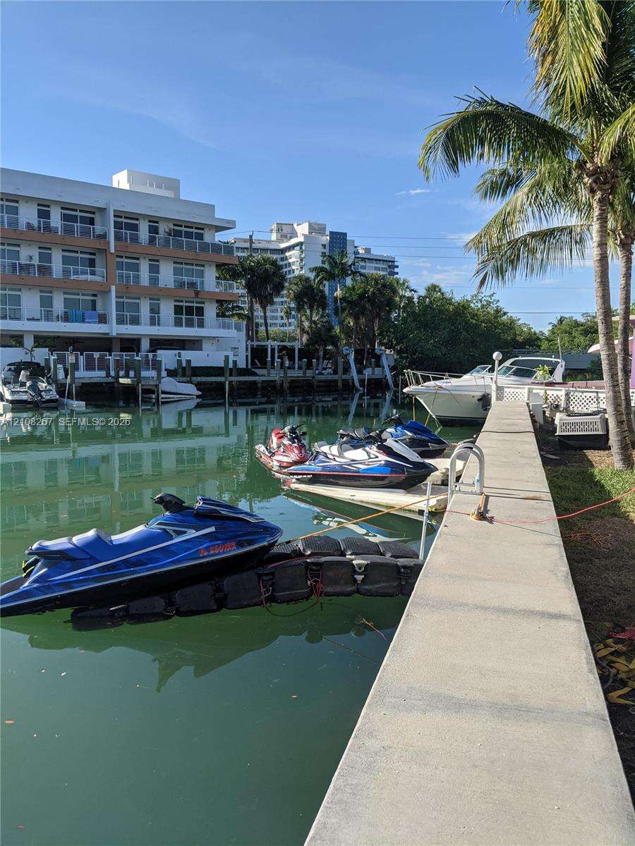 7757 Crespi Blvd, Miami Beach, FL 33141 - For Sale photo 17